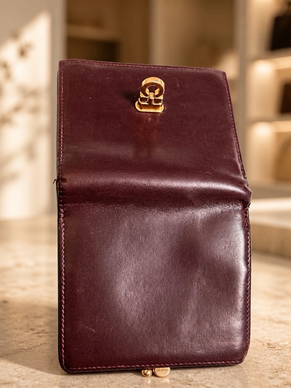 Vintage Salvatore Ferragamo Gancini Leather Tri-Fold Wallet 220048 Burgundy Plum - Picture 11 of 11